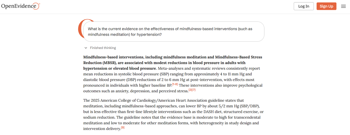 Screenshot der OpenEvidence-Webseite