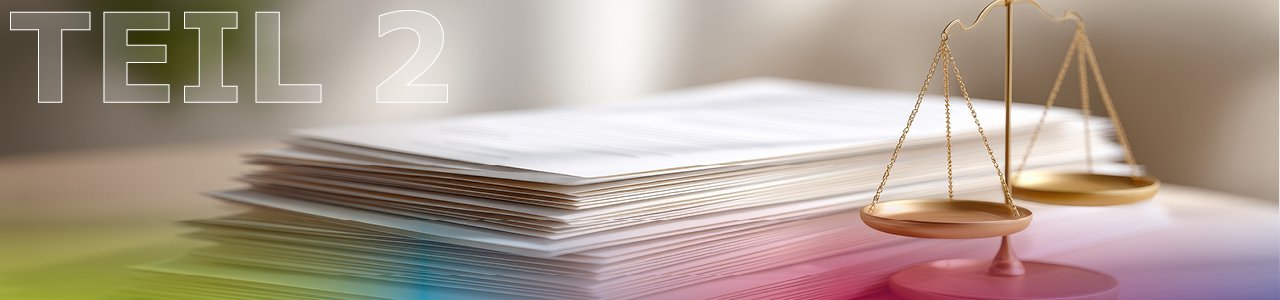 Checklisten – Recht/Gesetz. Ordner auf Schreibtisch mit Beschriftung neben Paragraf und Waage.