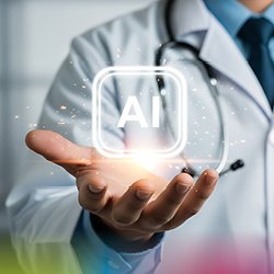 Arzt mit einem Stethoskop, das das Symbol für künstliche Intelligenz trägt